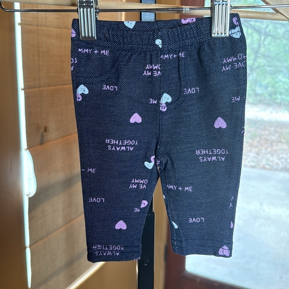 NWT Carter's 2-Piece Mommy Heart Top & Knit Denim Legging Set Size 3 Mths - Picture 7 of 11